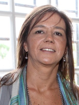 Cláudia Viana